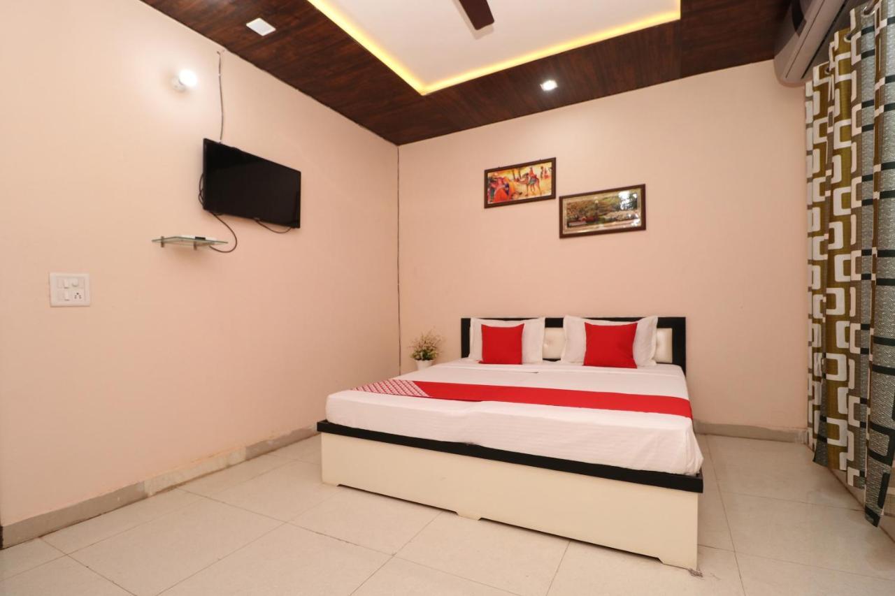 Oyo 28338 New Life Hotel Banur Екстериор снимка