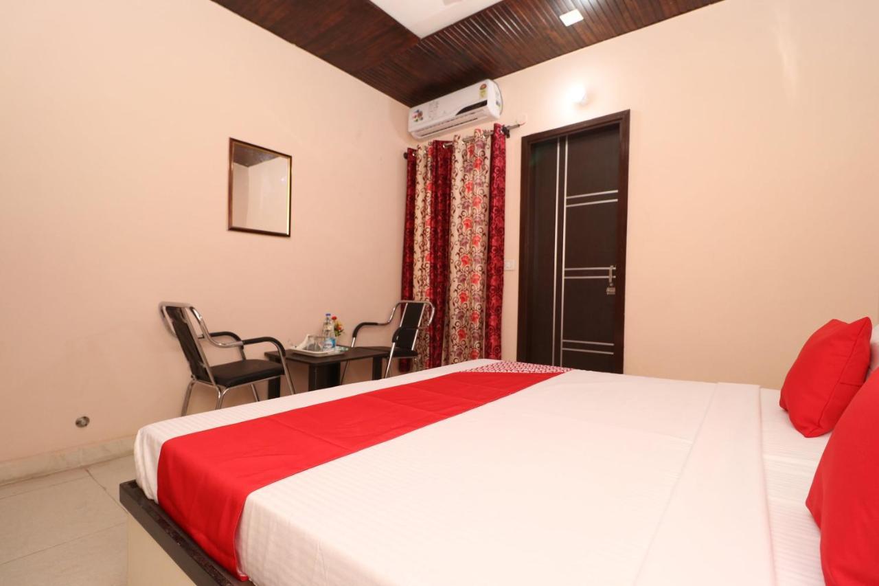 Oyo 28338 New Life Hotel Banur Екстериор снимка