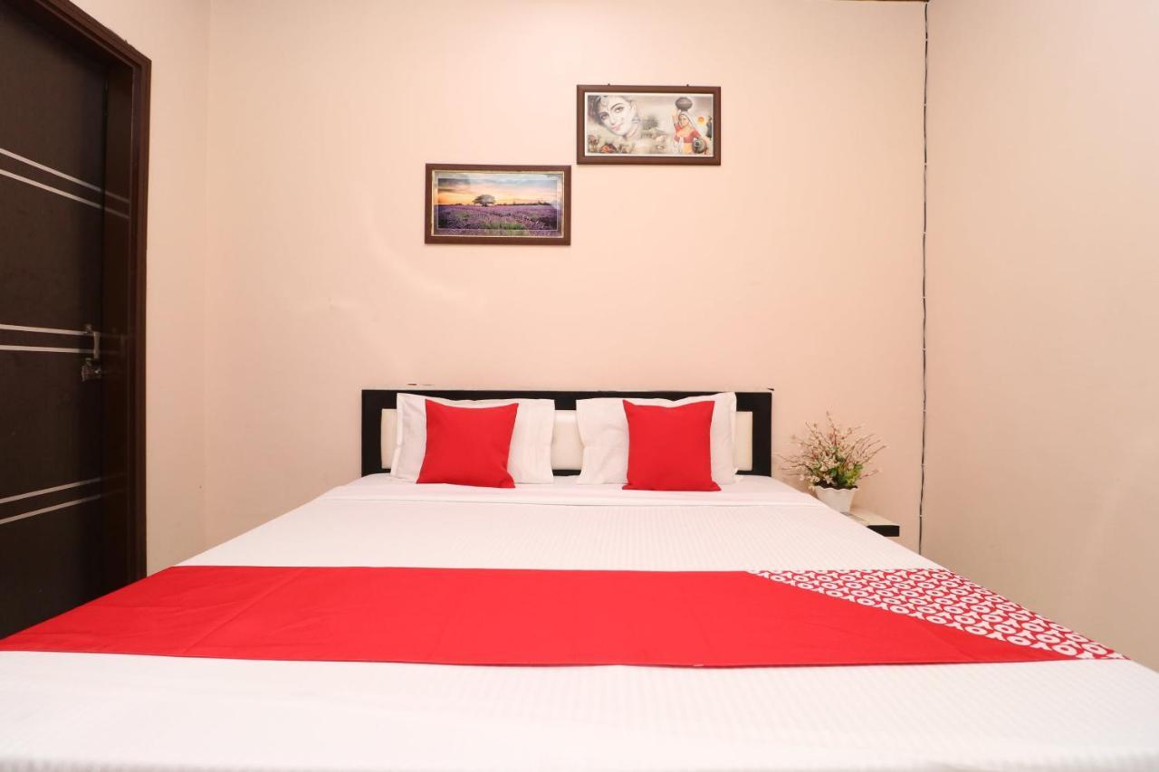 Oyo 28338 New Life Hotel Banur Екстериор снимка
